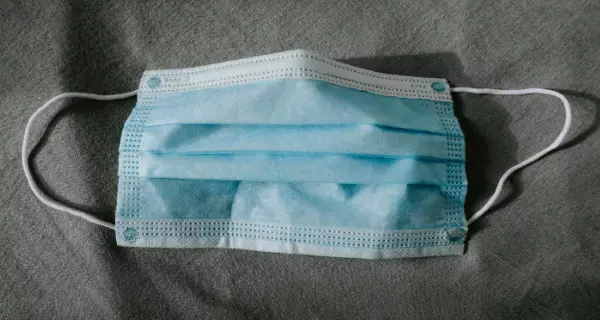 Corona-Maske © Unsplash.com | Kai Pilger